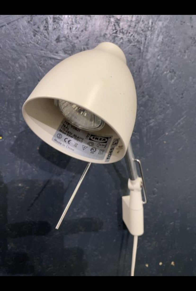 Vægspot drejelig skærm